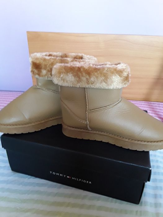 Vând Ghete Dama cu Blanita Mărimea 38