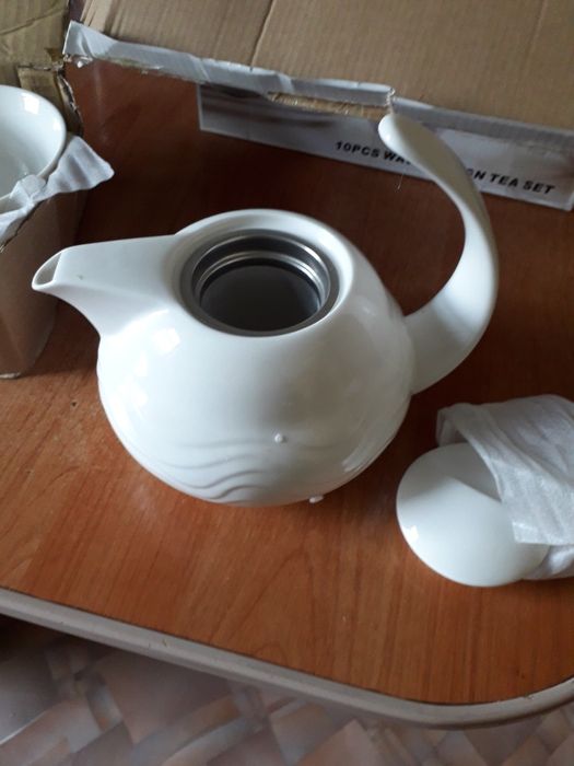 Продам чайный сервис на 6 персон