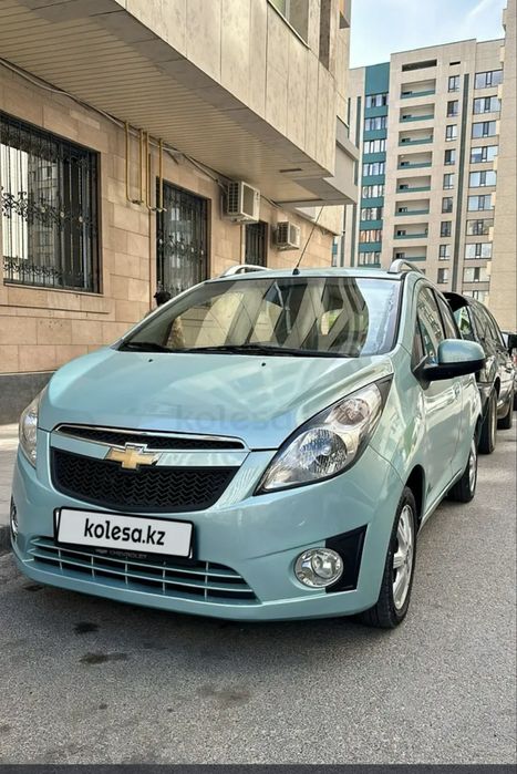 Продам машину Шевроле Спарк