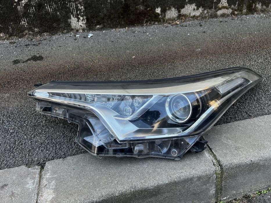 Far stanga toyota chr 2022-2026