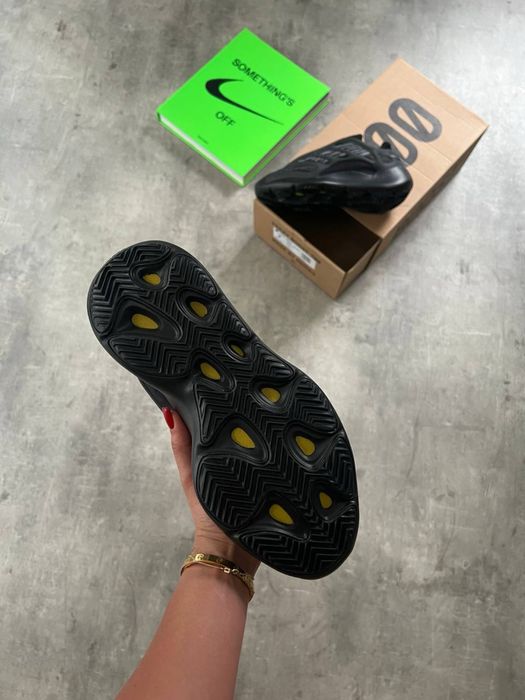 Yeezy 700 V3 Black Dark Glow