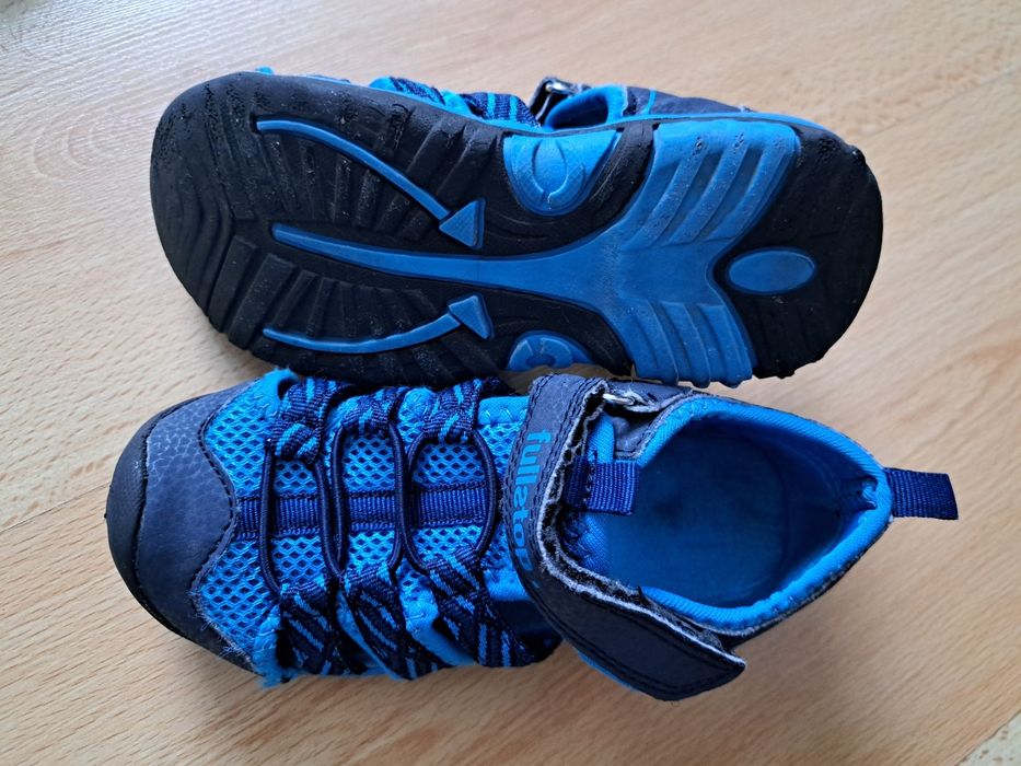 Лот летни обувки за момче, номер 28