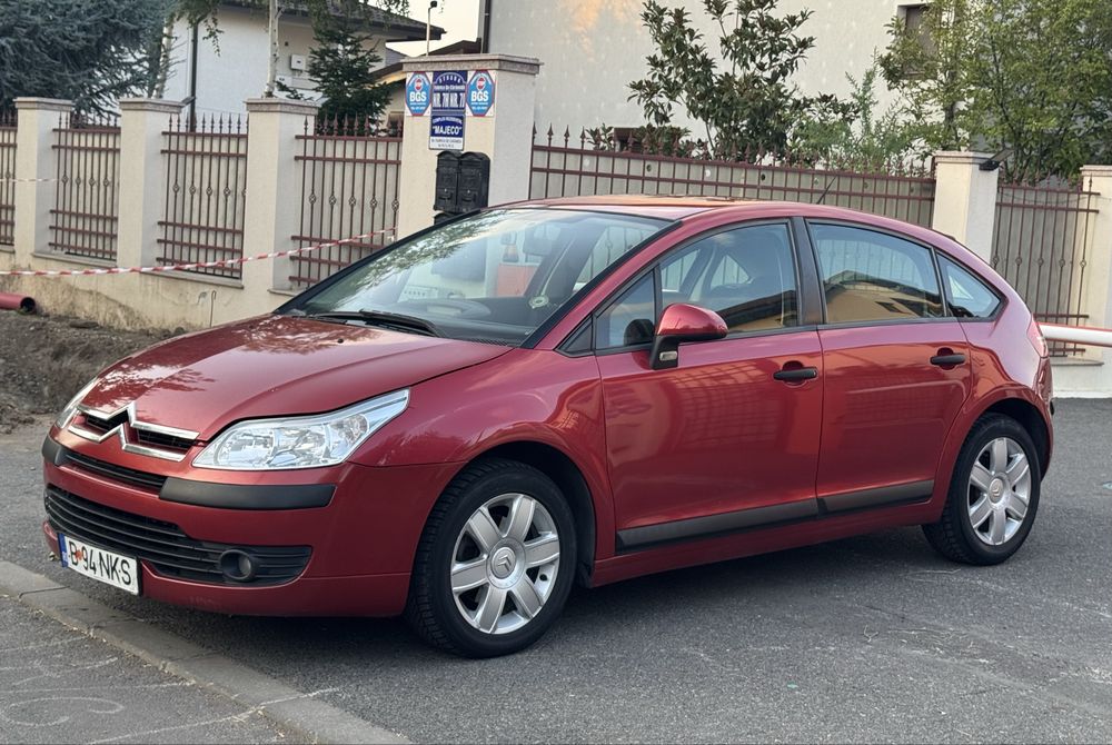 Citroen C4 2007 Cutie Automata 100.000 km 1.6 benzina modelul Full