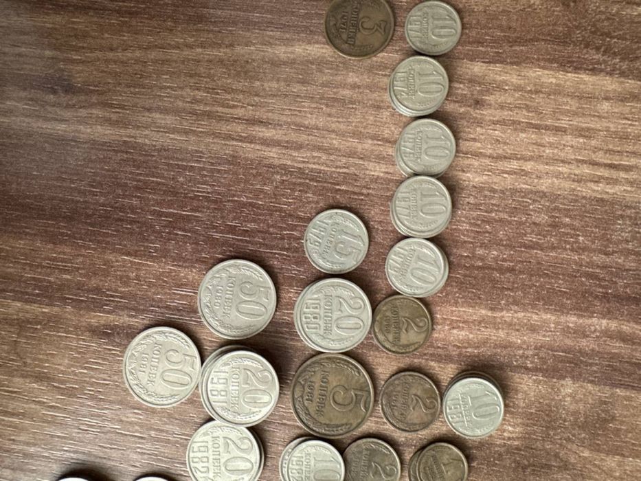 Продаю коллекцию старых монет