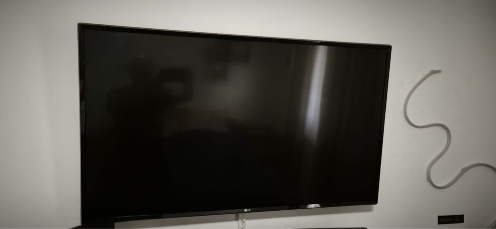 Televizor Lg 108 cm !!