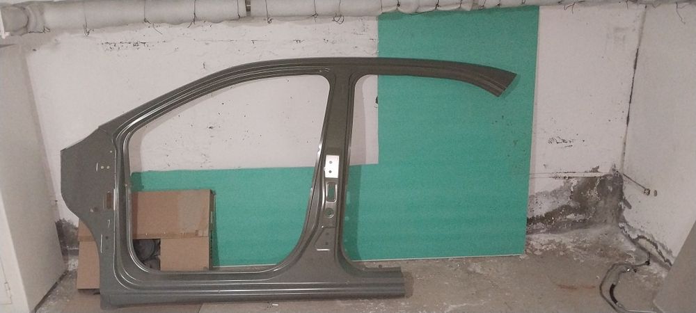 Продам боковина, левое крыло, вентилятор