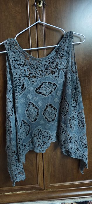 Продается жилетка женская