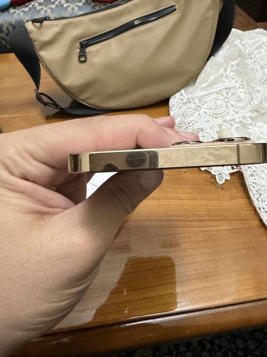 iPhone 12 pro max gold