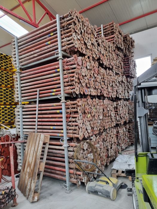 Popi  metalici 5m si 5,5 metri de inchiriat
