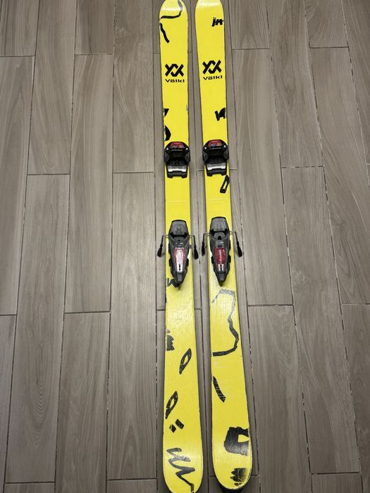 Парковые лыжи Volkl revolt 87