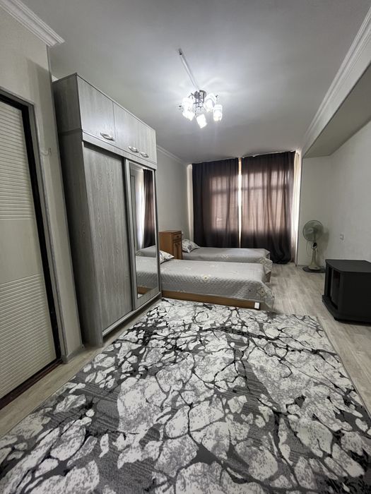 Срочно продам ! 1 комн/5/9 ( 20 квм) Авиасозлар -2 кафе Бухара