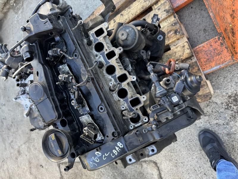 Motor complet fara anexe Volkswagen Passat B6 3C (2005-2010) 2.0 tdi CBAB CBAB