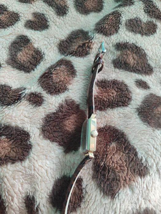 Мужские золотые часы Наири