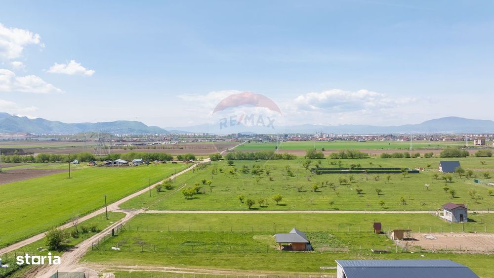 Teren 1300 mp | Sanpetru | zona Livada