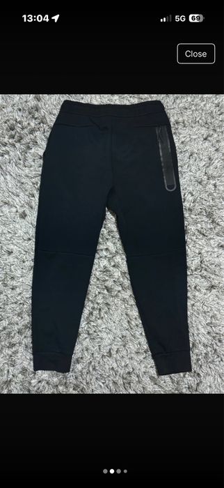 Pantaloni nike tech