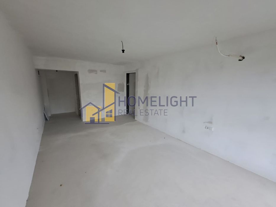 Продава се Тристаен апартамент в София, Гоце Делчев - 108 кв.м за 2649 €/кв.м - Снимка #2