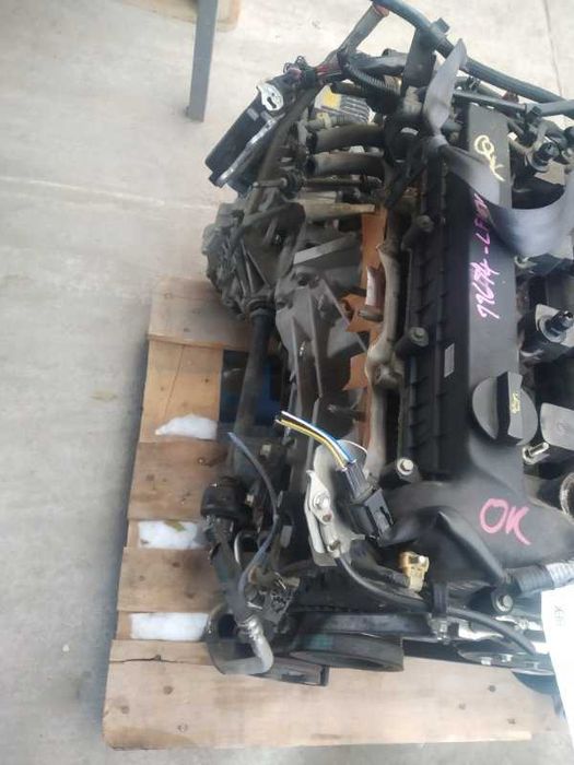 Двигатель Mazda Premacy CWEFW LF 2010