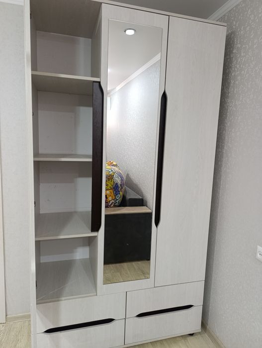 Шкаф 3х створчатый