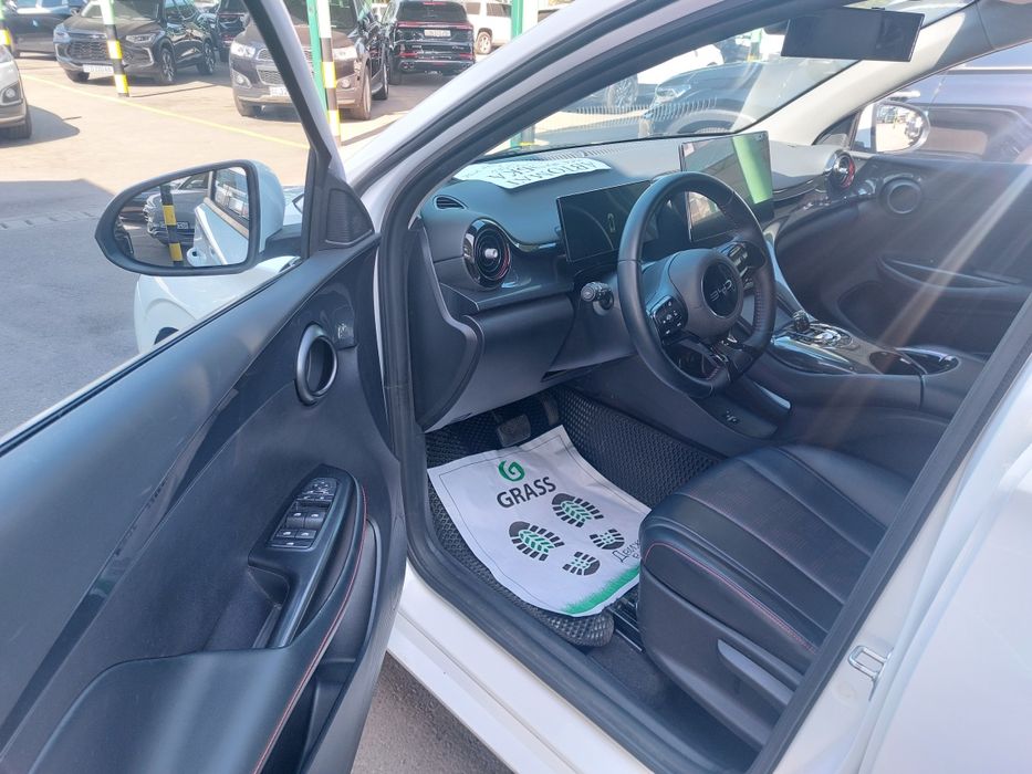 Продаю срочно е 2. Полный фул. Своя. Флешип люкс.