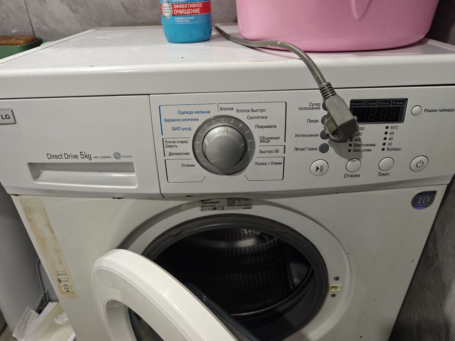 Продам стиральную машину LG
