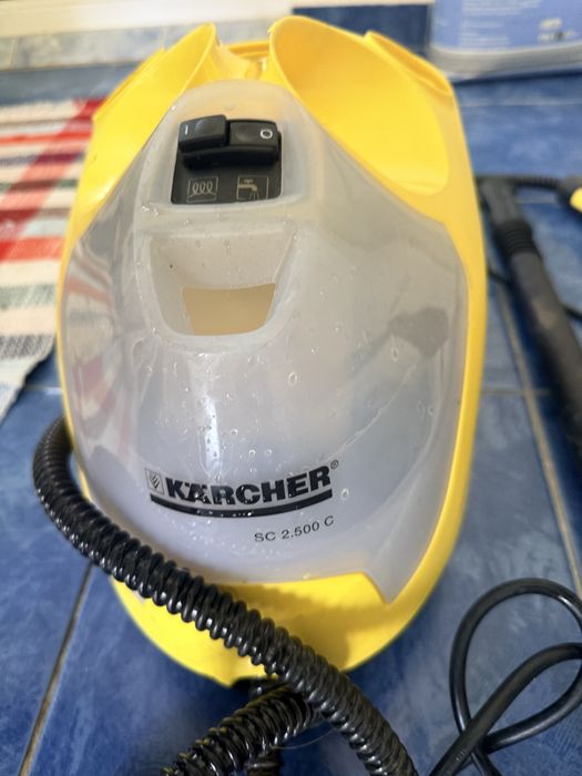 Aparat de curățat cu abur Kärcher SC 2.500 C – Cu accesorii