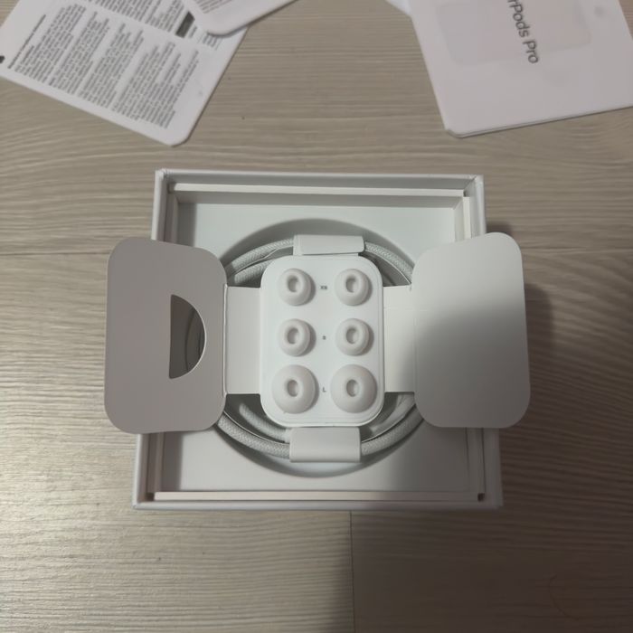 AirPods Pro 2 originale – stare foarte bună