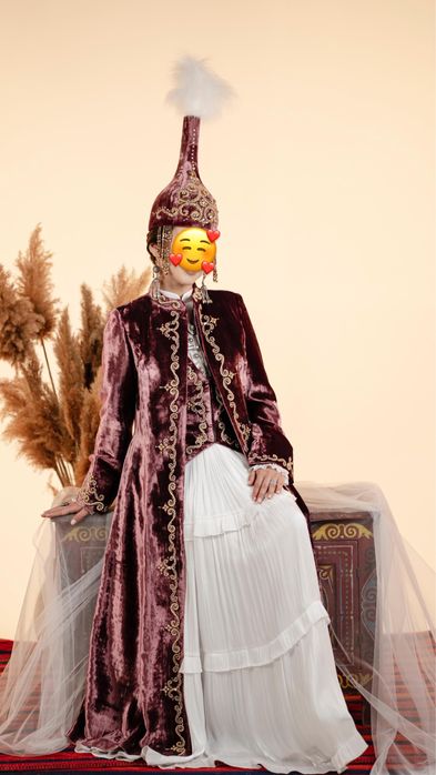 Ұзатуға киген образды сатамын