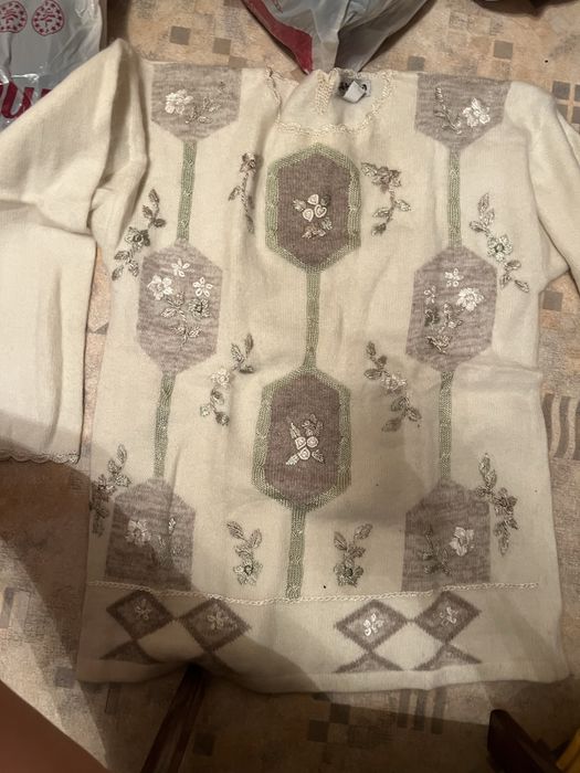 Продам теплые кофты