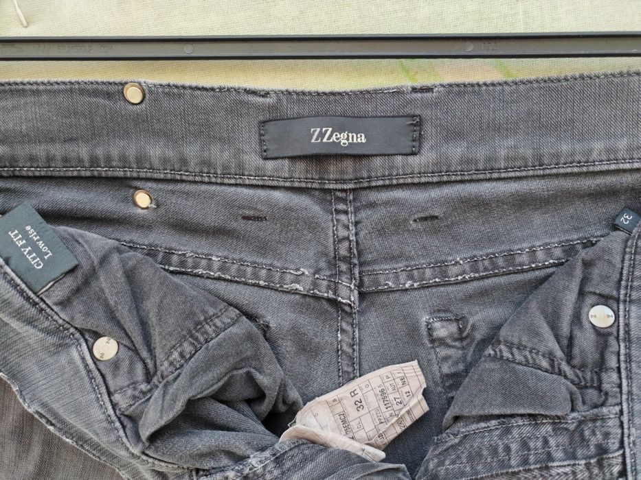 Vând jeans Z Zegna City Fit Grey