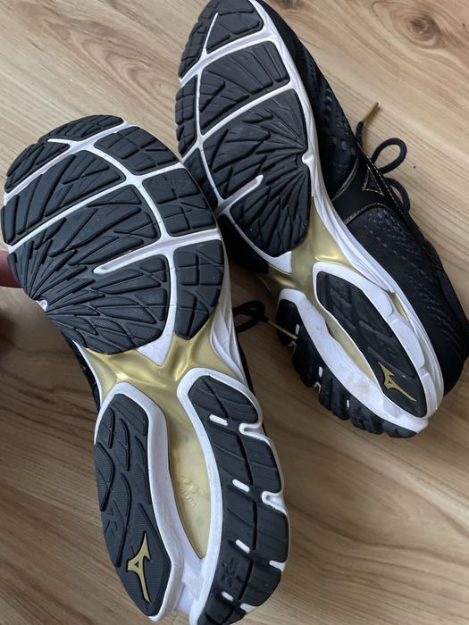 MIZUNO Wave Raider 22/мъжки спортни обувки/маратонки 45