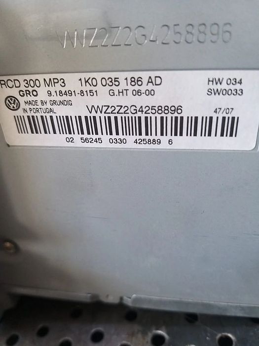 Radio cd player mp3 vw passat b6 3c 1k0035186ad