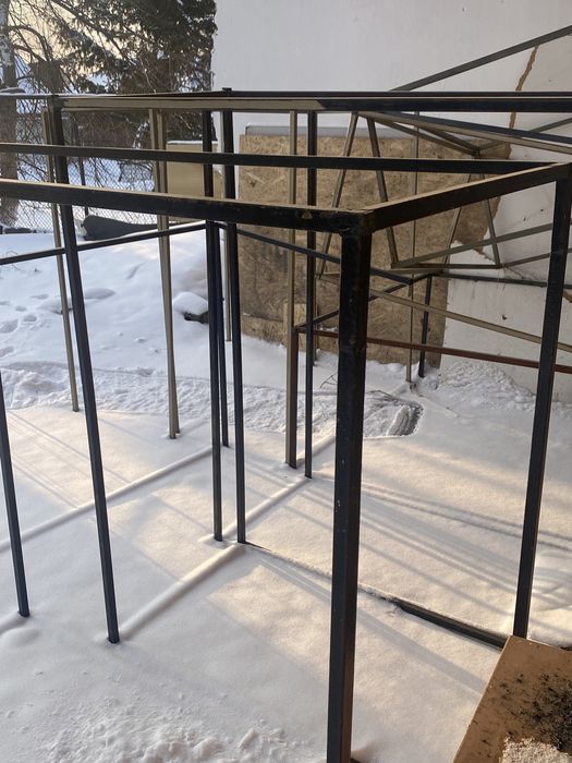 Продам срочно рейлы для магазина