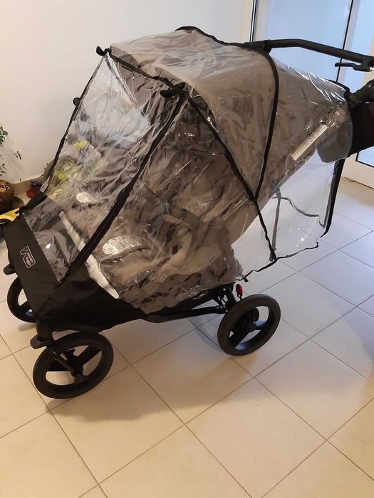 Количка за близнаци Mountain Buggy Luxury Edition +/- аксесоари