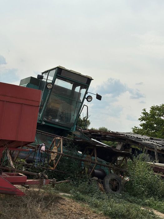 Vand combina treierat john deere 960 perfect functionala