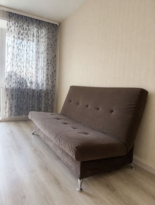 Продам диван недорого