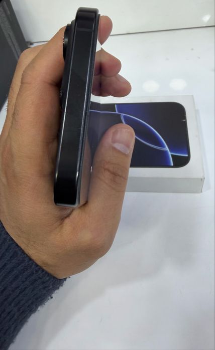 Продается iPhone 16 Pro Max 256гб