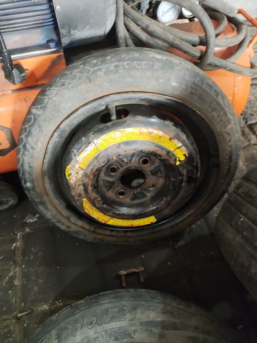 Диски с резиной .