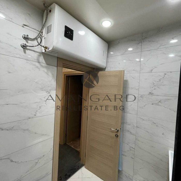 Продава се Двустаен апартамент в Пловдив, Център - 83 кв.м за 1253 €/кв.м - Снимка #8