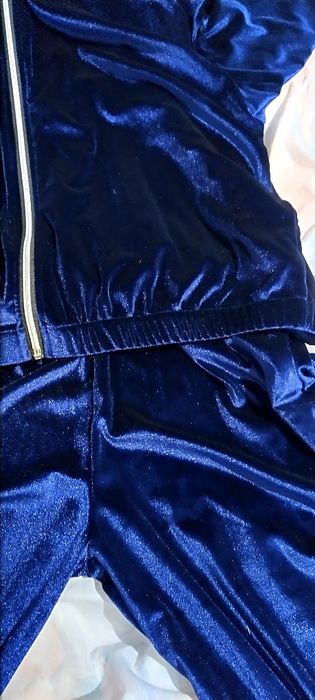 Дамски комплект анцунг