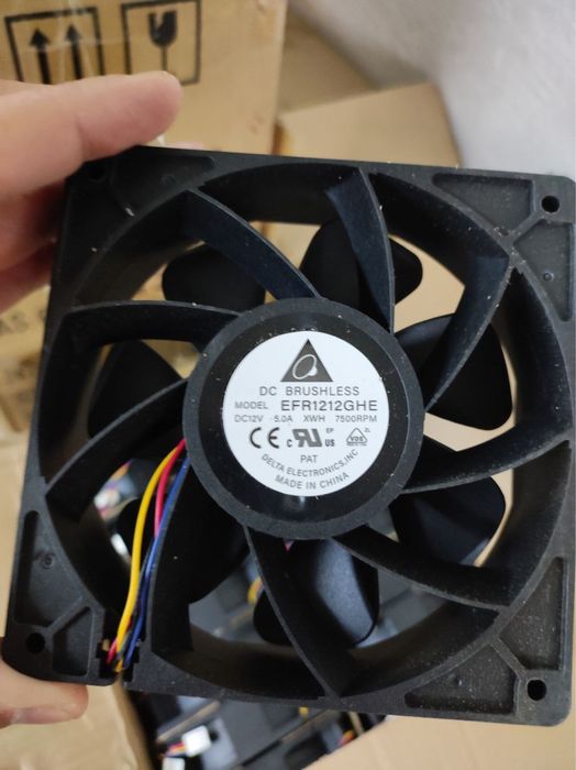 Delta Electronics EFR1212GHE sanoat ventilyatori 5 amper