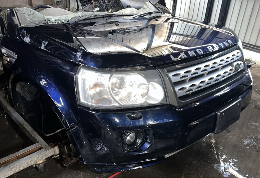 Передний бампер Land Rover Freelander-2 L359.