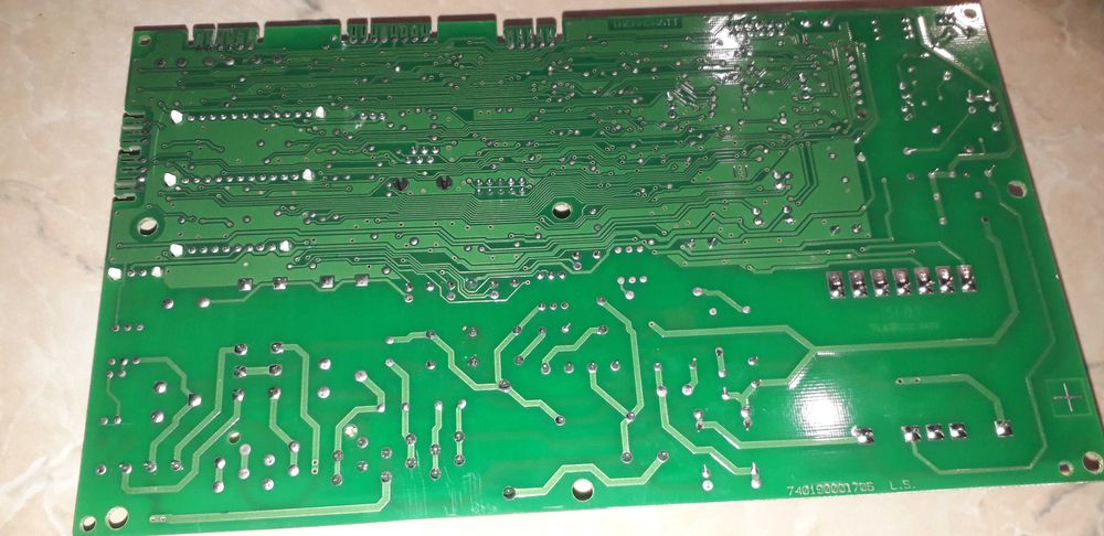 Vand placa electronica Ariston  As