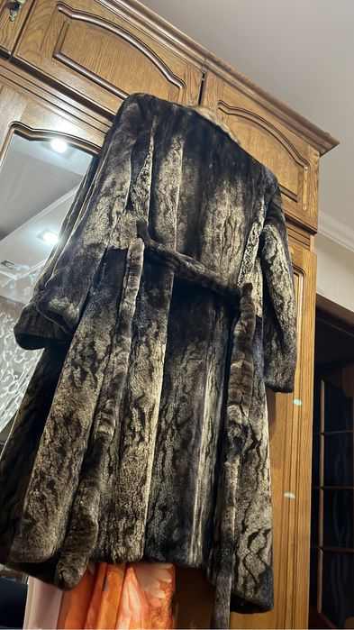 Продам норковую шубу