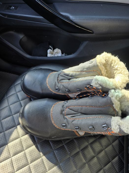 Рабочие ботинки 2 пары 45р новые