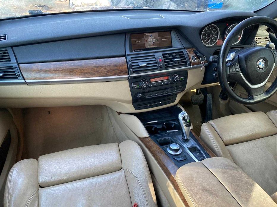 Dezmembrez bmw x6 3.0d bi-turbo M57/bara x6/far x6/capota x6/haion x6
