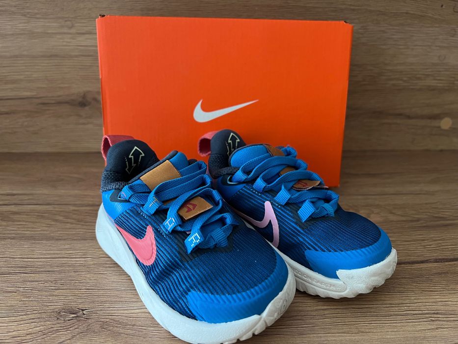 Детски маратонки Nike - размер 22