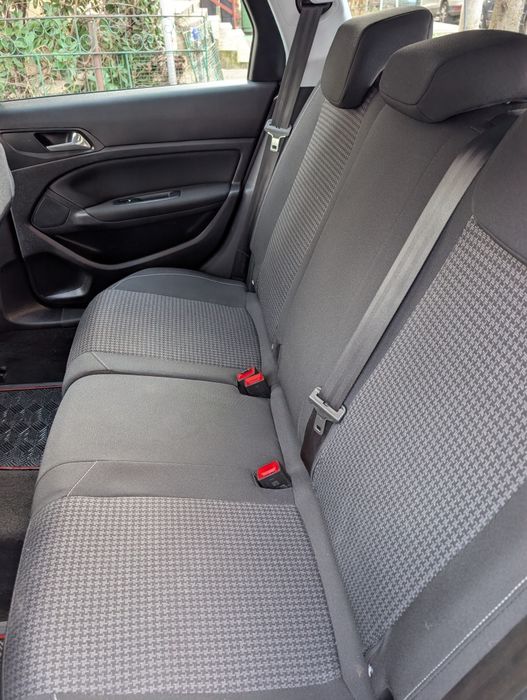 Vând Peugeot 308