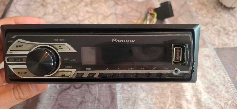 Pioneer MVH-150UB Авто радио