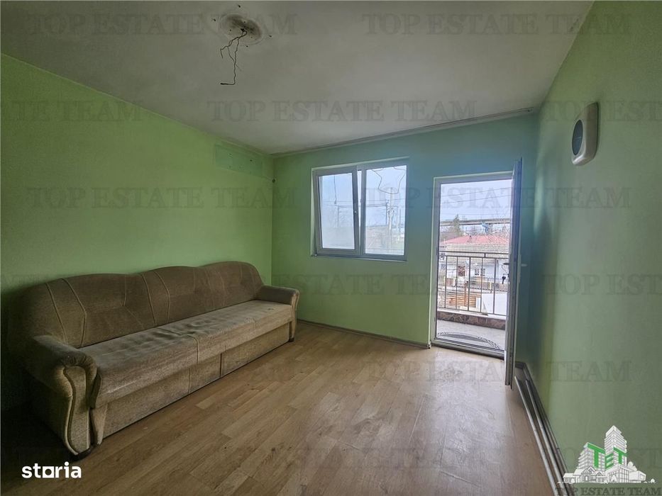 Casa 4 camere plus anexe zona gara Medgidia, Constanta
