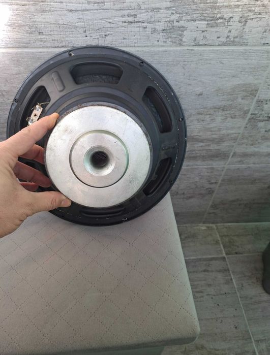 Говорител за автомобил